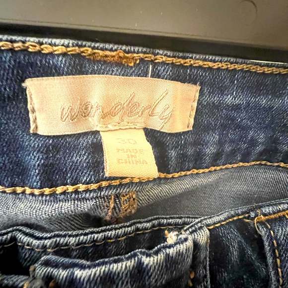 WONDERLY FLARE LEG, WAIST TIE JEANS- SIZE 30” WAIST AND 32” LENGTH! Sexy cute! - Picture 13 of 13